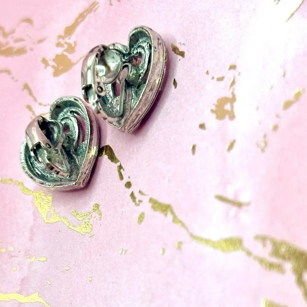 Avon Women's Vintage Silver Heart Faux Purple Stone Clip on Earrings - Picture 5 of 5